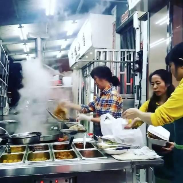 澳门六记粥面，品味传统与现代交融的味蕾盛宴—营业时间及查询电话全攻略澳门六记粥面营业时间查询电话地址