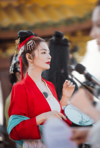 澳门六姐，揭秘背后的故事与文化澳门六姐图片大全集简单版视频在线观看下载