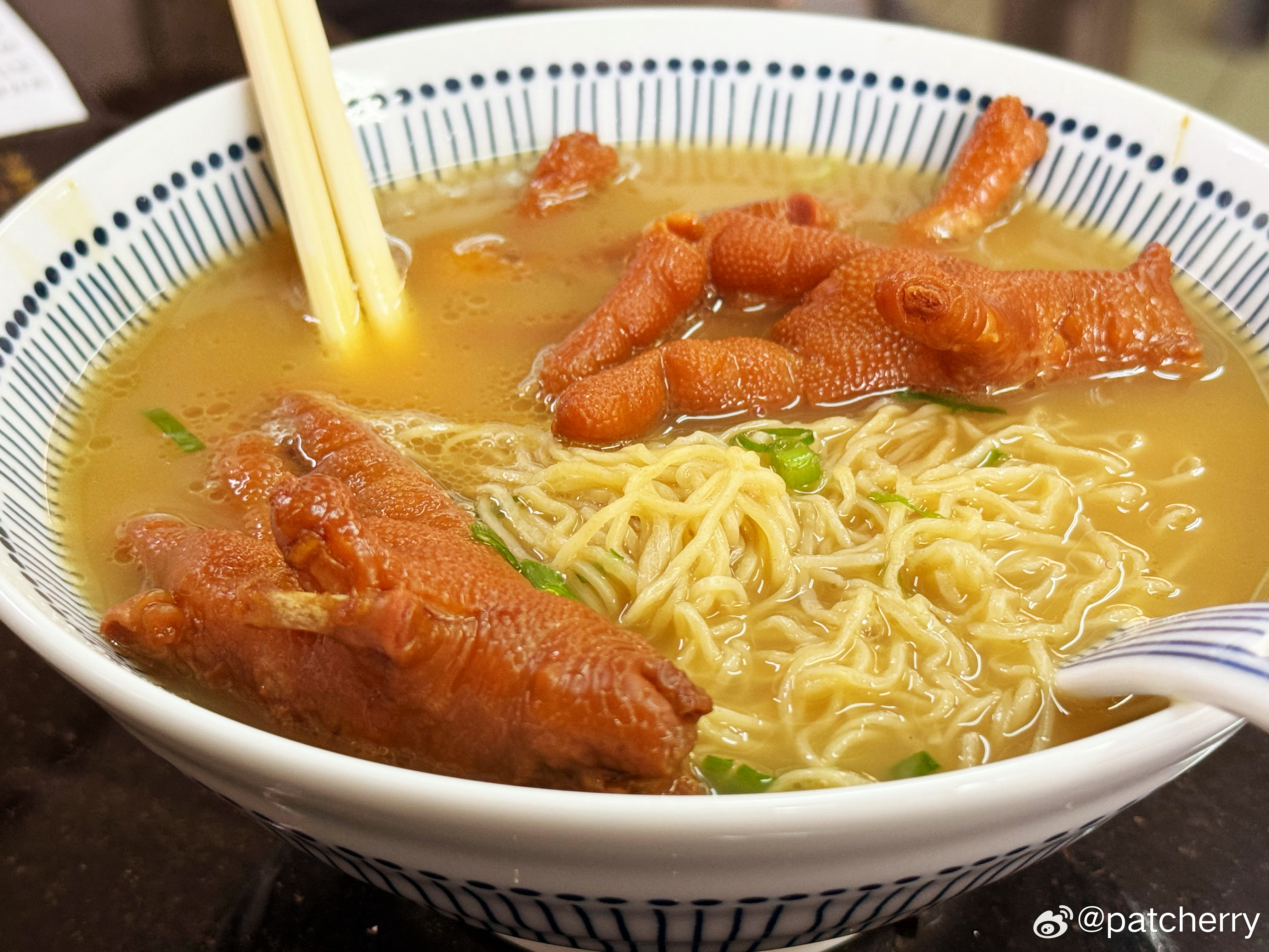 澳门六记粥面，一碗热腾的味蕾盛宴澳门六记粥面好吃吗知乎文章