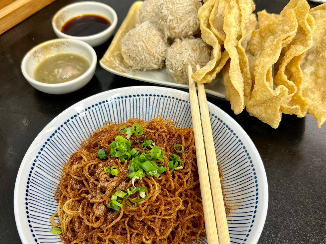 澳门六记粥面团购，靠谱的味蕾盛宴澳门六记竹升面