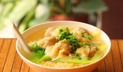 澳门六记粥面，探寻正宗美味的必游之地澳门六记竹升面