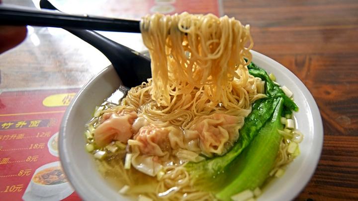 澳门六记粥面，探寻美食的至高境界澳门六记竹升面