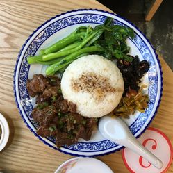 澳门六记粥粉，传统美食的现代价格探索澳门六毫子
