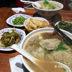 澳门面馆之争，六记与祥记得失之间澳门六记竹升面