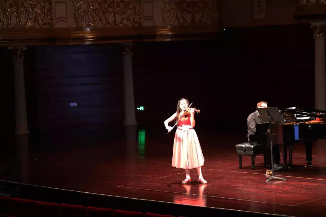 探秘香港太阳报，娱乐与新闻的双重奏鸣曲香港太阳报官网